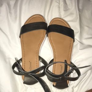 pierre dumas sandals